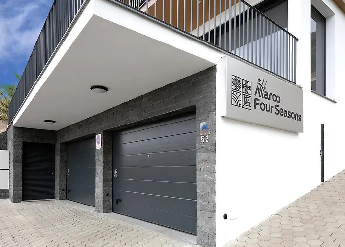 Marco 4 Seasons- Autumn 公寓 *